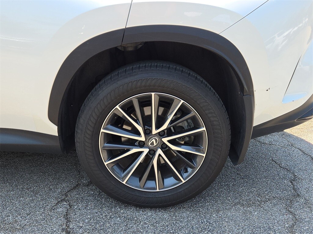 2024 LEXUS NX - Image 39