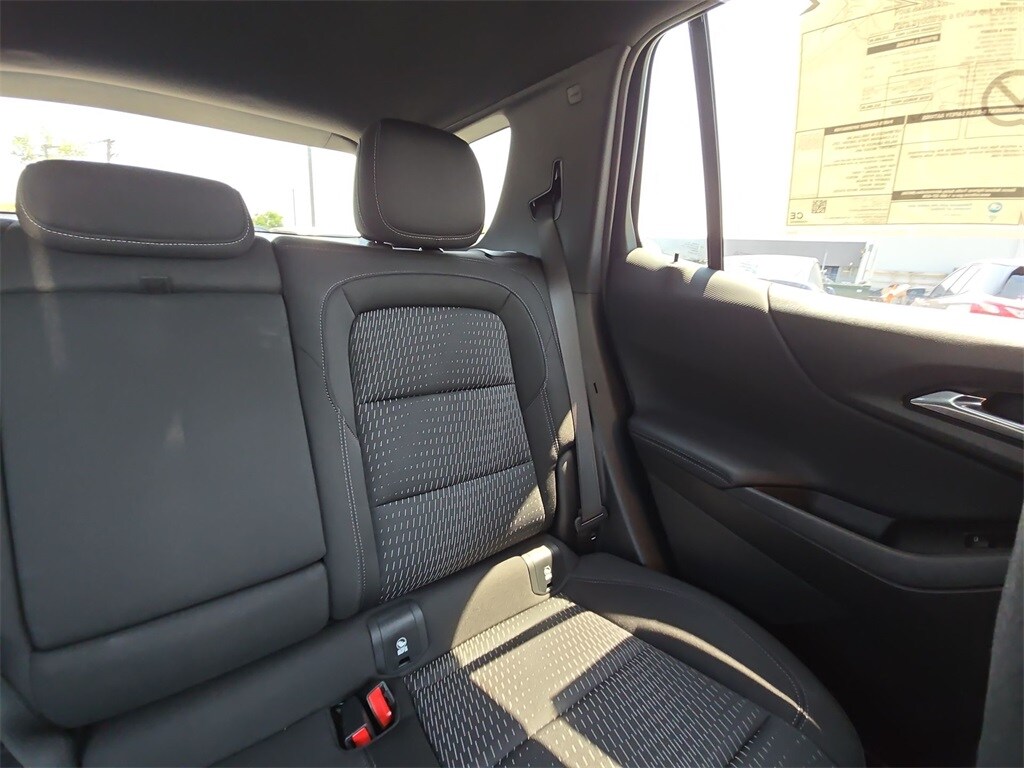 2025 Chevrolet Equinox LT - Photo 14