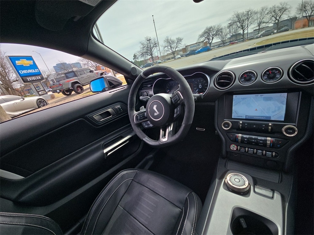 2021 FORD MUSTANG - Image 12