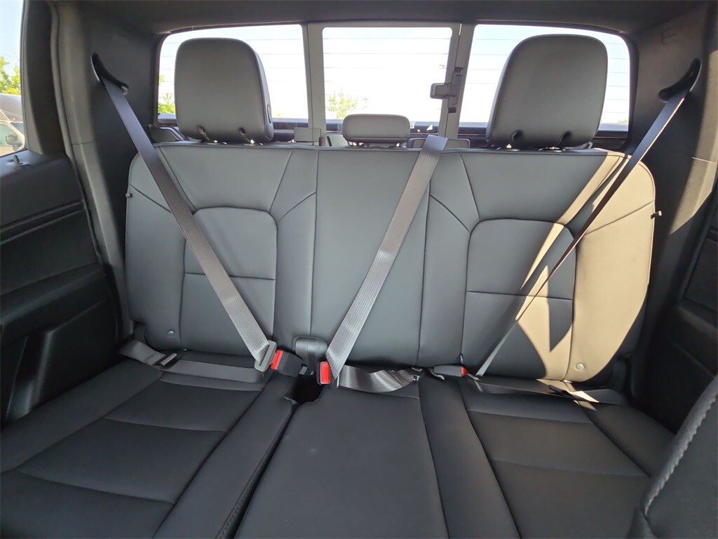 2024 CHEVROLET COLORADO - Image 13