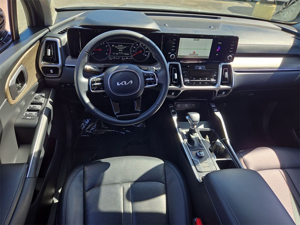 2022 KIA SORENTO - Image 27