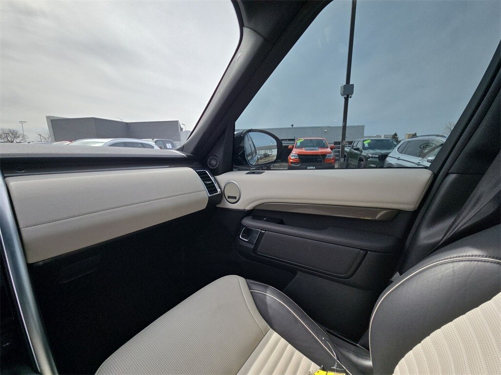 2023 LAND ROVER DISCOVERY - Image 11