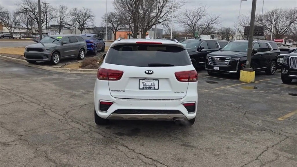 2019 KIA SORENTO - Image 7