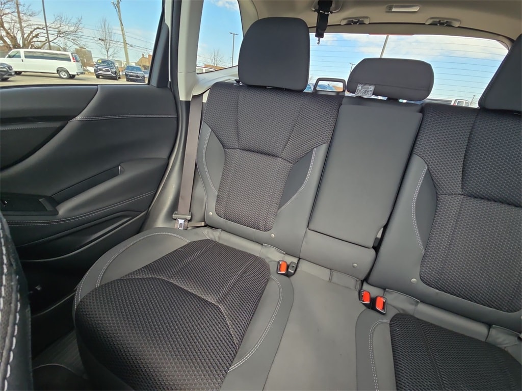 2022 SUBARU FORESTER - Image 12
