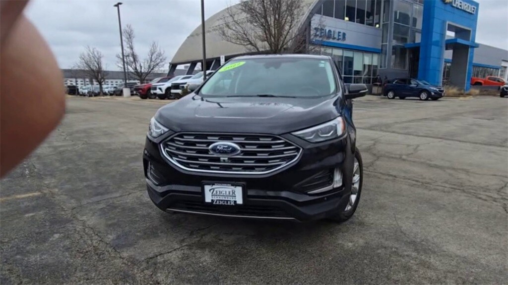 2022 Ford Edge Titanium photo 3
