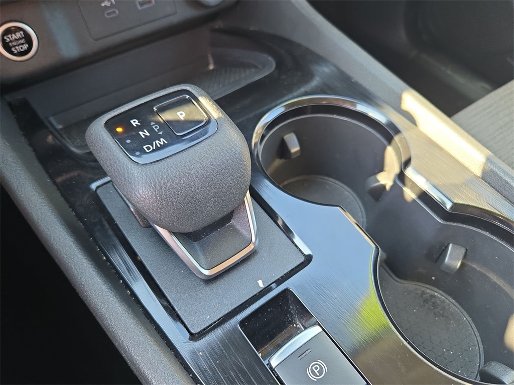 2023 NISSAN ROGUE - Image 15