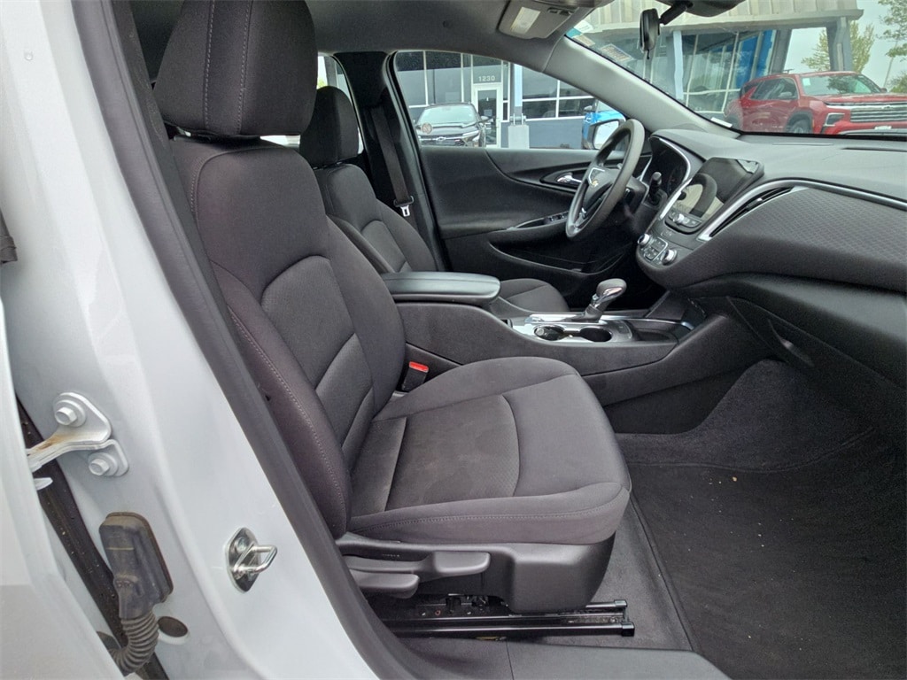 2023 CHEVROLET MALIBU - Image 27