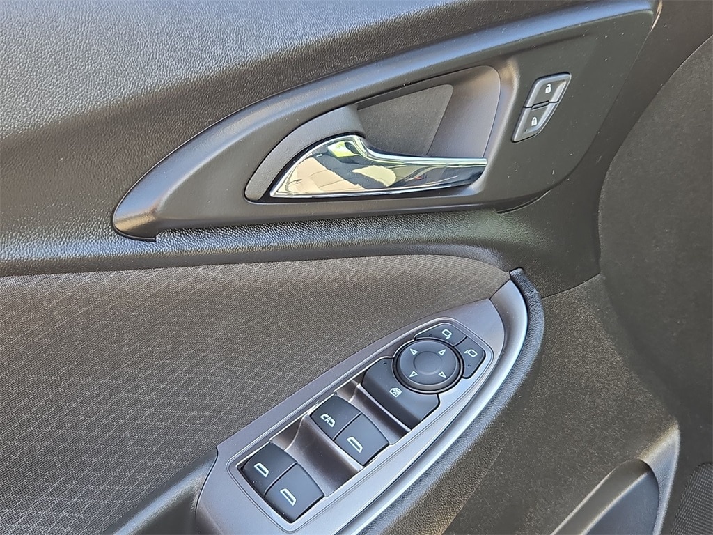 2023 CHEVROLET MALIBU - Image 28