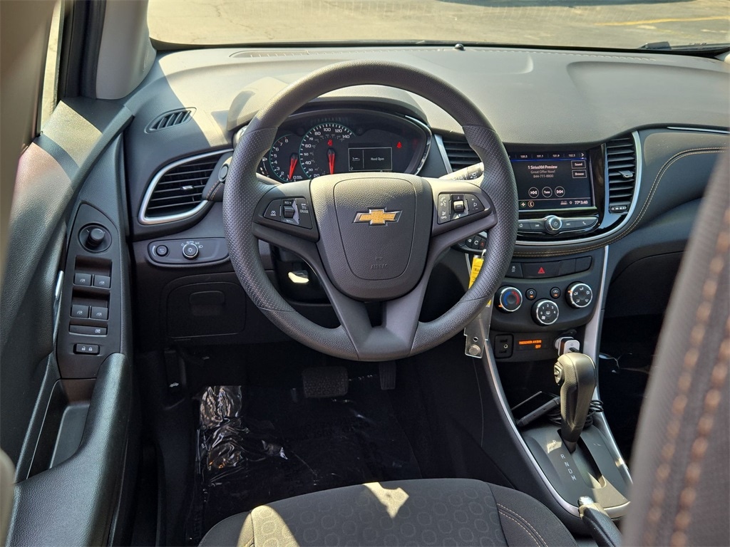 2022 CHEVROLET TRAX - Image 24