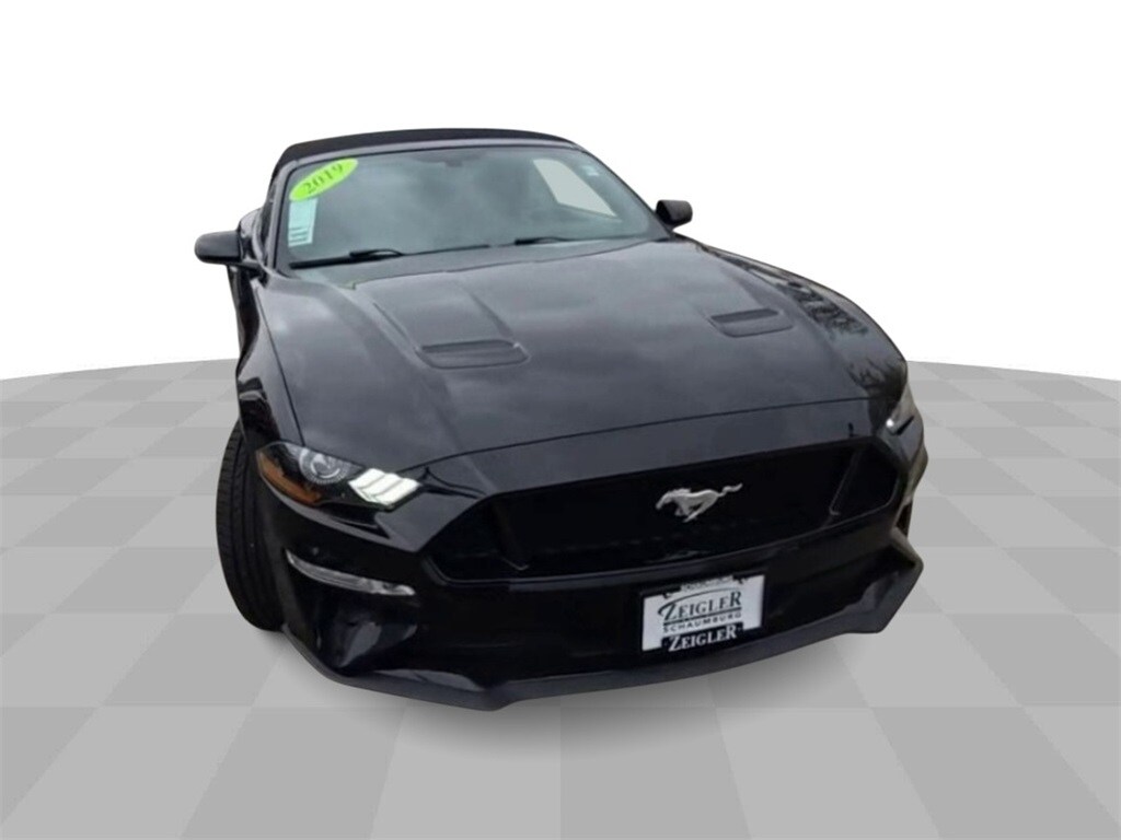2019 Ford Mustang GT Premium Convertible photo 3