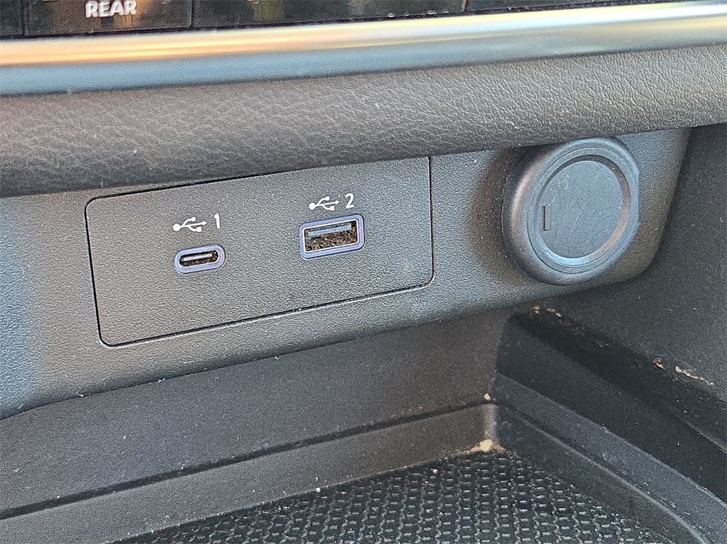 2023 NISSAN ROGUE - Image 33