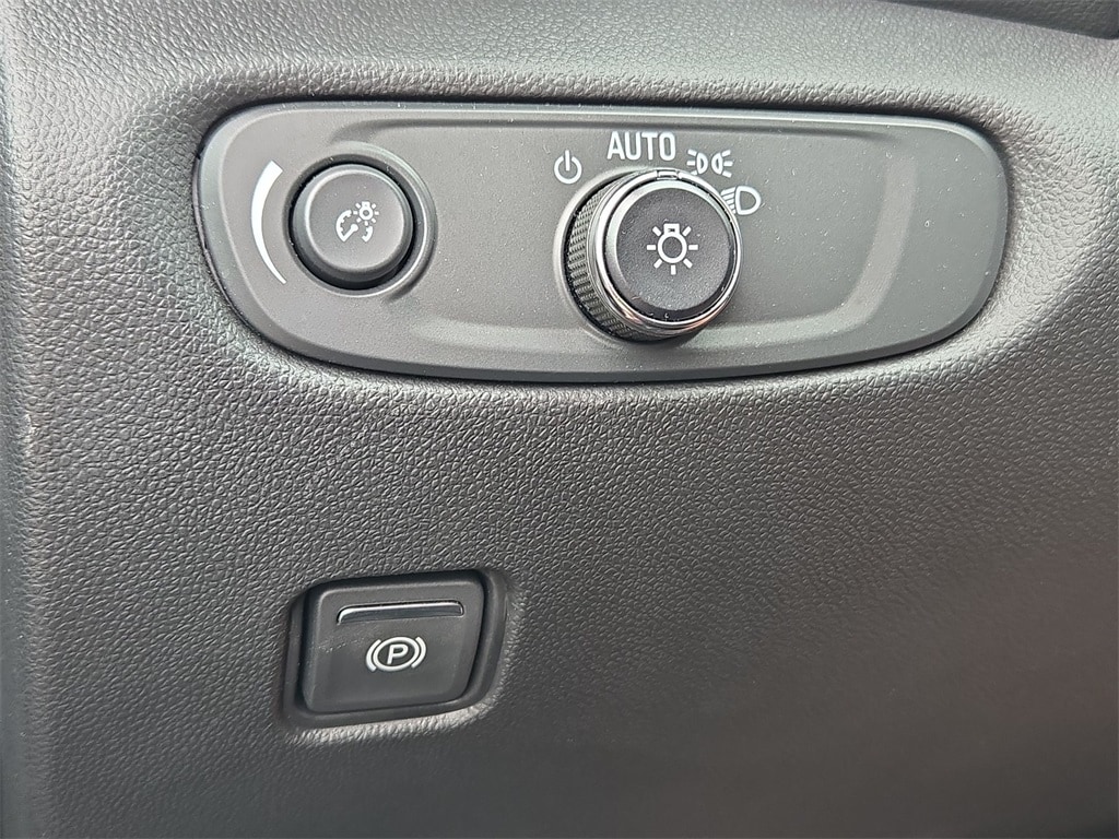 2023 CHEVROLET BLAZER - Image 18