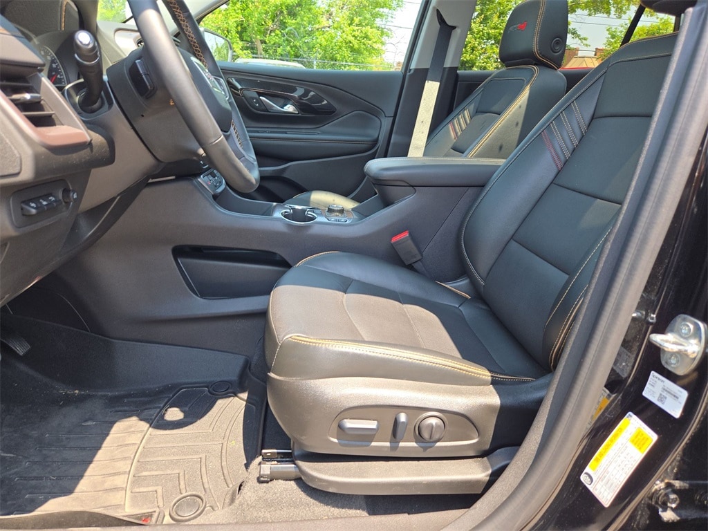 2024 GMC TERRAIN - Image 26