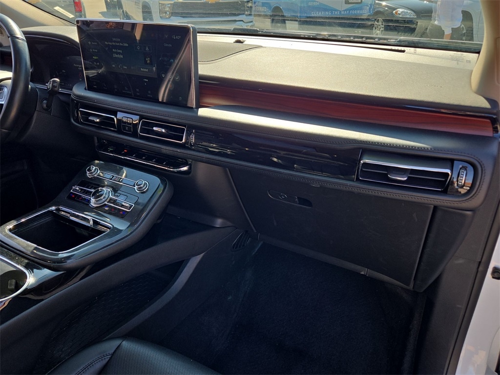 2023 LINCOLN NAUTILUS - Image 29