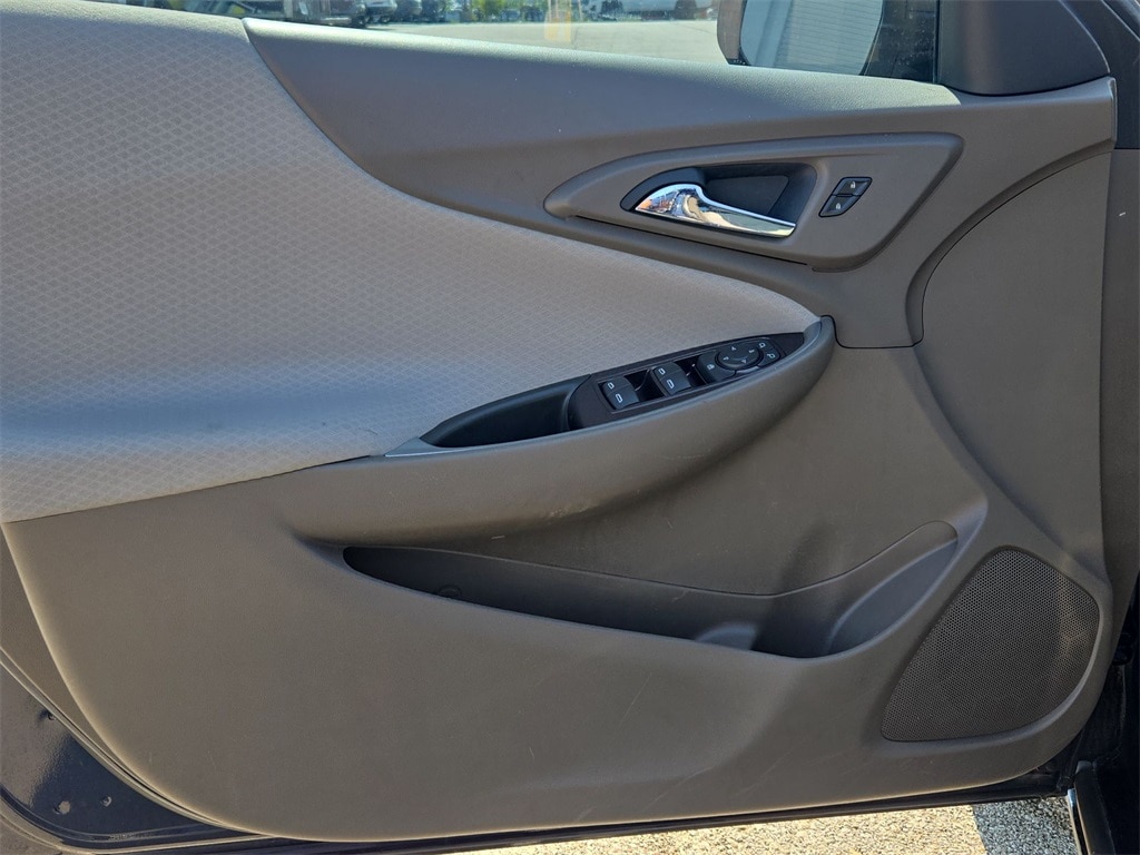 2018 CHEVROLET MALIBU - Image 27