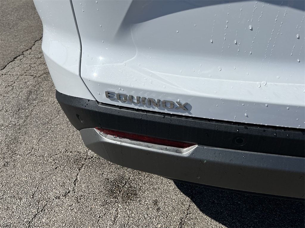 2025 Chevrolet Equinox LT - Photo 32