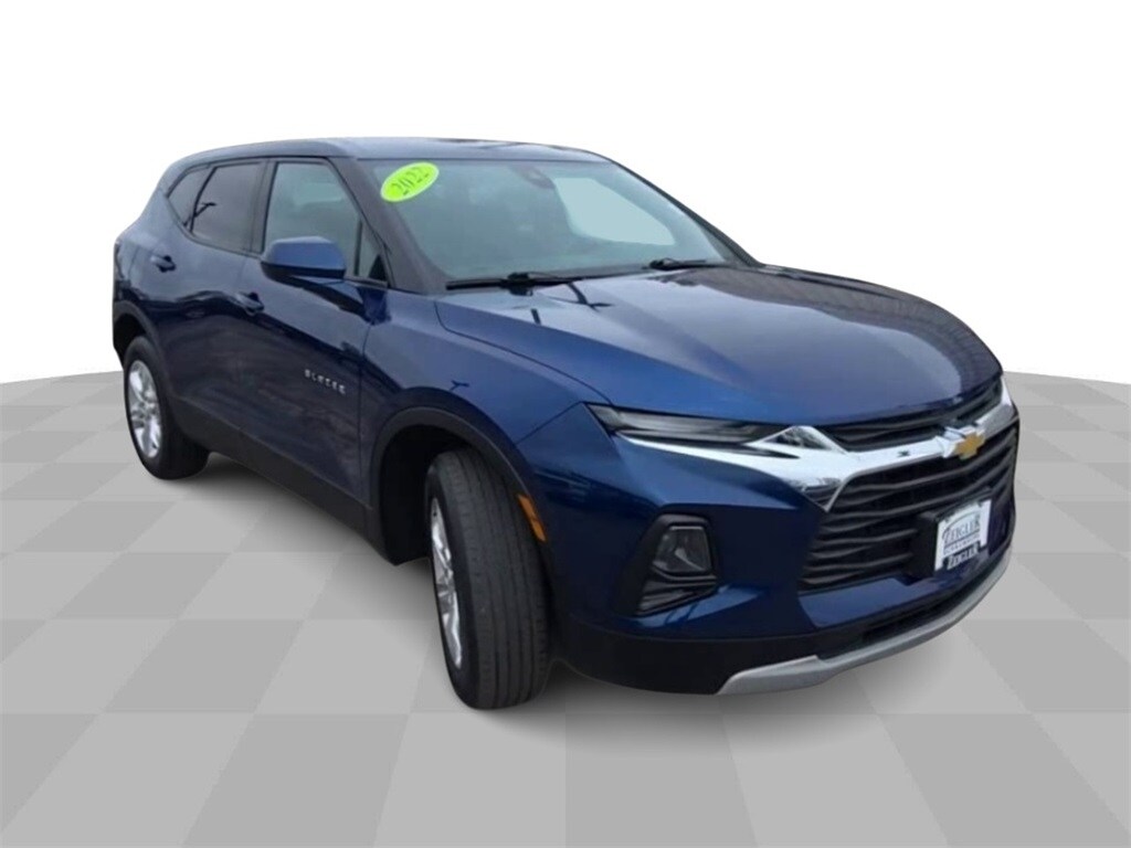 2022 Chevrolet Blazer 2LT photo 2