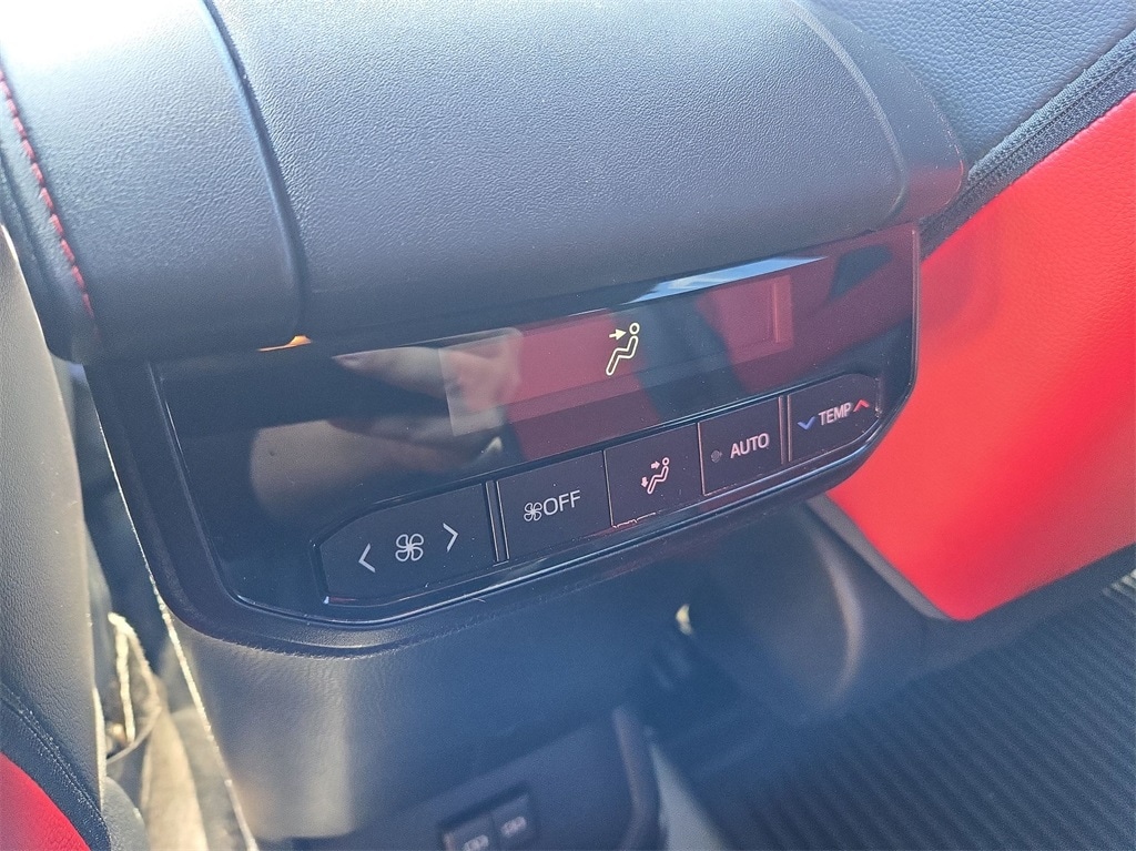 2022 TOYOTA HIGHLANDER - Image 27