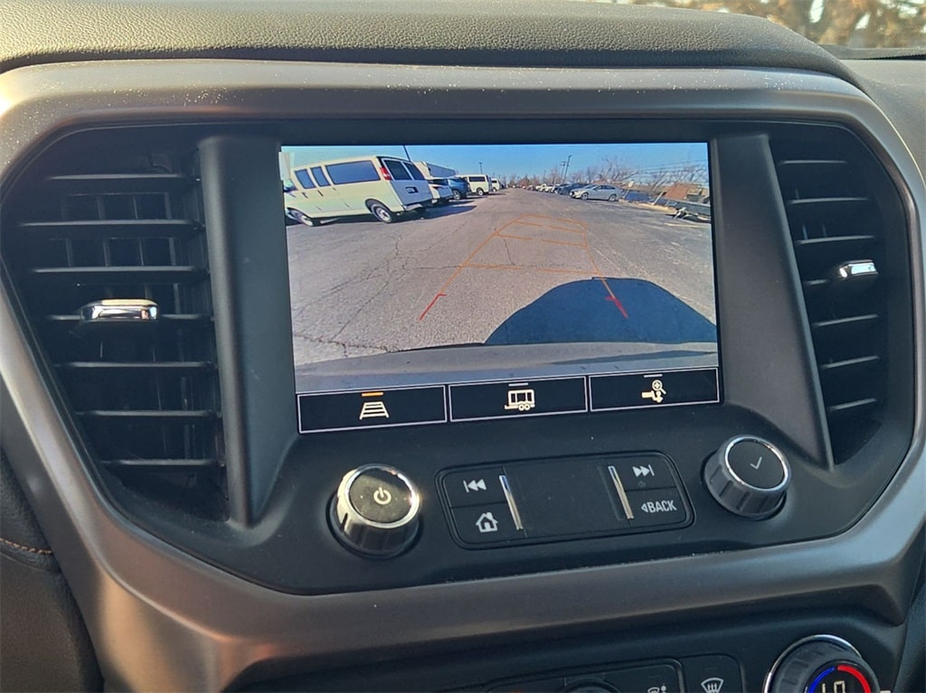 2023 GMC ACADIA - Image 14