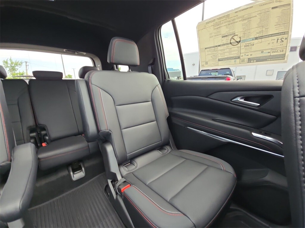 2025 Chevrolet Traverse Z71 - Photo 14