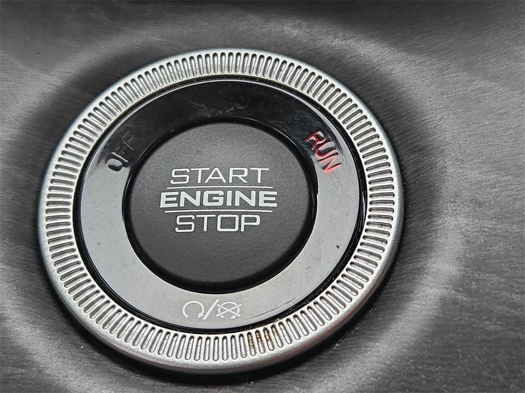 2021 JEEP GRAND CHEROKEE L - Image 23