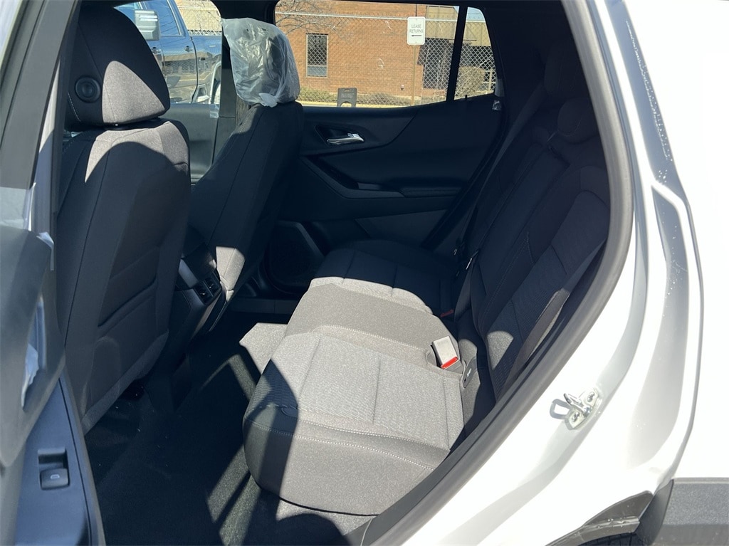 2025 Chevrolet Equinox LT - Photo 25