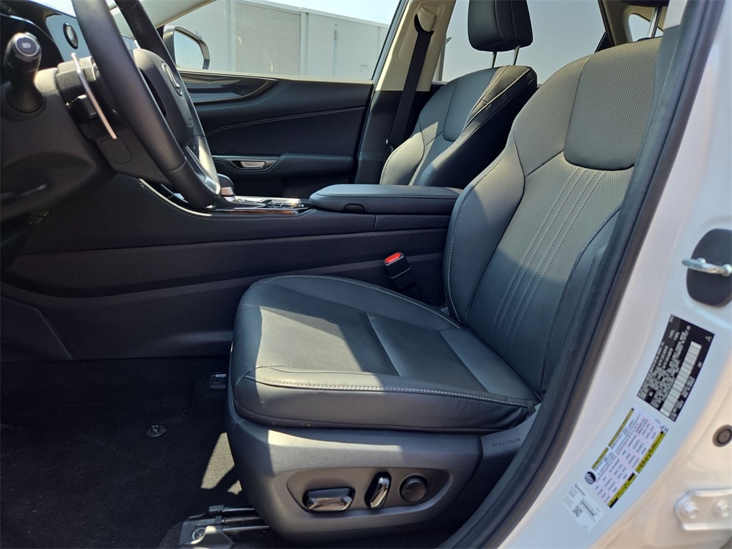 2024 LEXUS NX - Image 25
