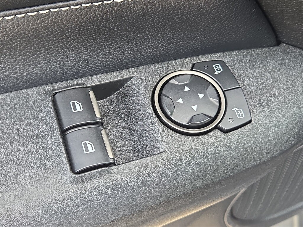 2021 FORD MUSTANG - Image 26