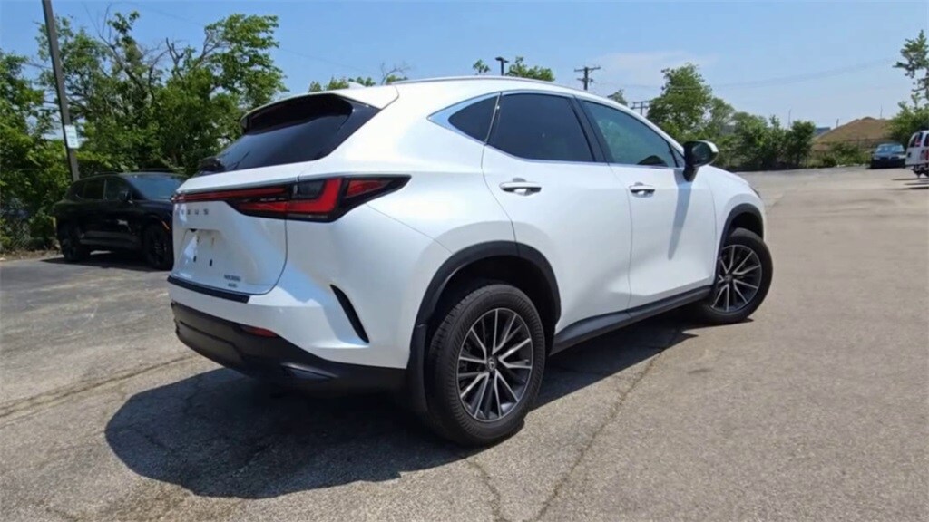 2024 LEXUS NX - Image 9