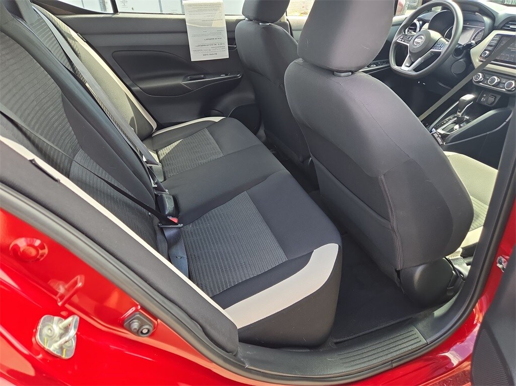 2021 NISSAN VERSA - Image 31