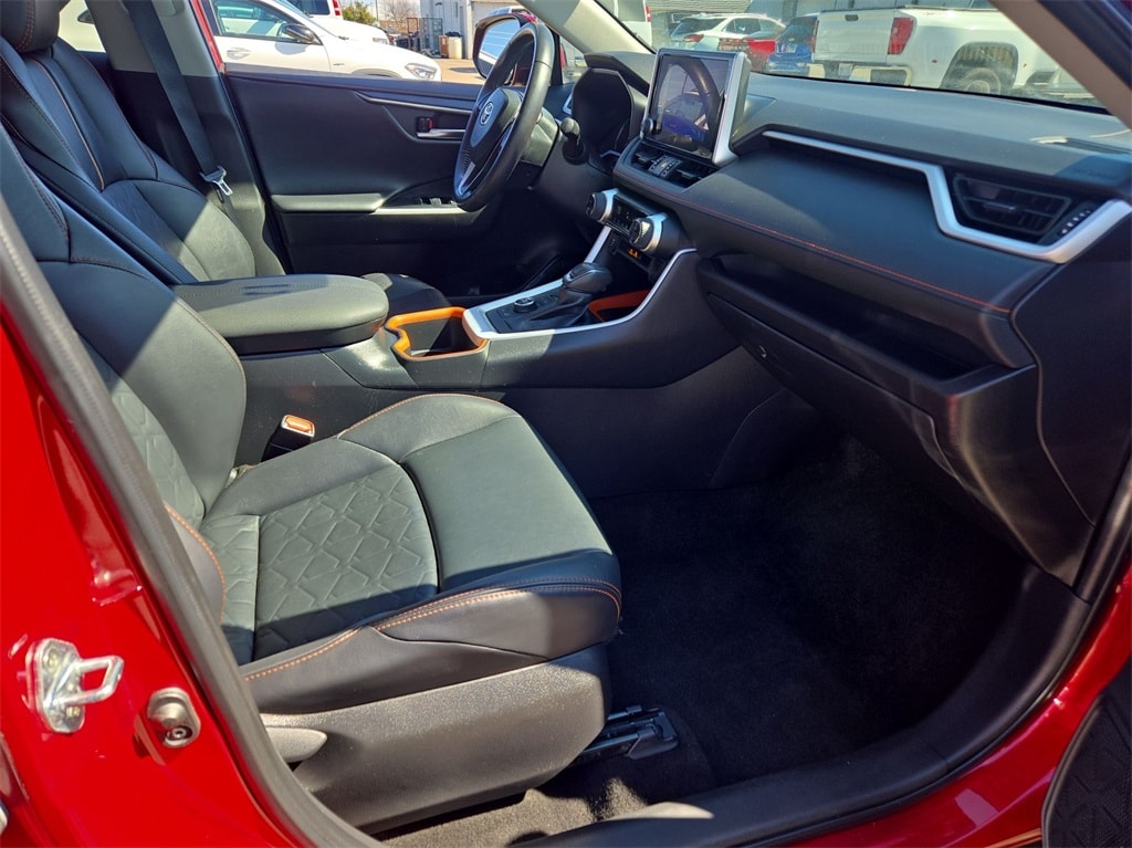 2023 TOYOTA RAV4 - Image 33