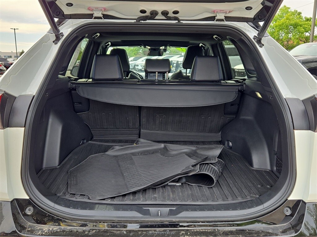 2022 TOYOTA RAV4 - Image 32