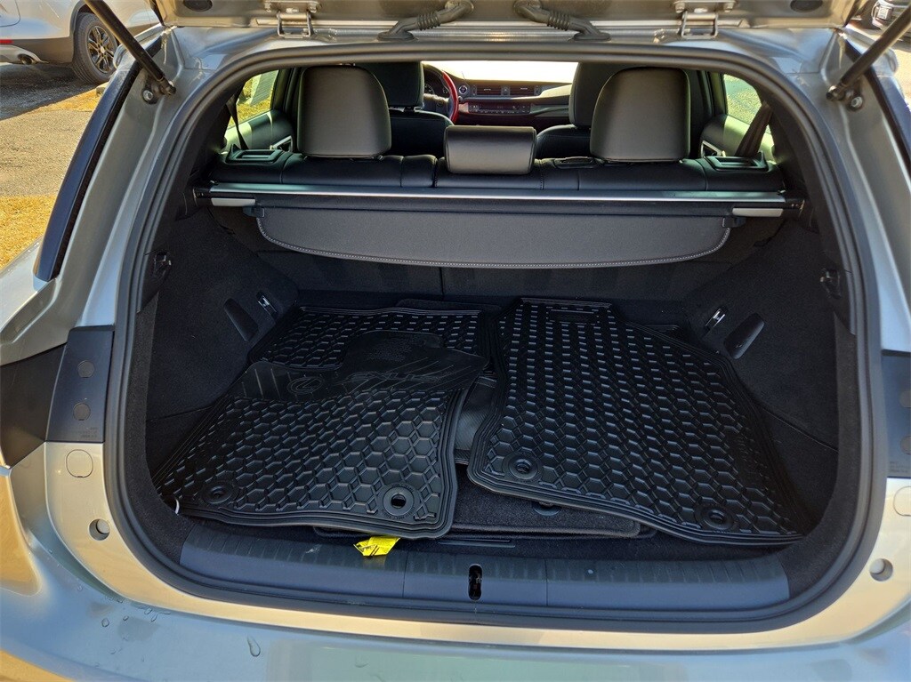 2017 LEXUS CT - Image 30