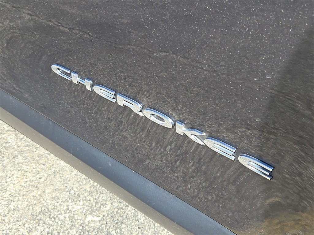 2021 JEEP CHEROKEE - Image 38