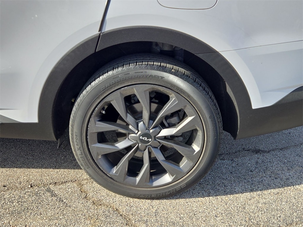 2022 KIA SORENTO - Image 40