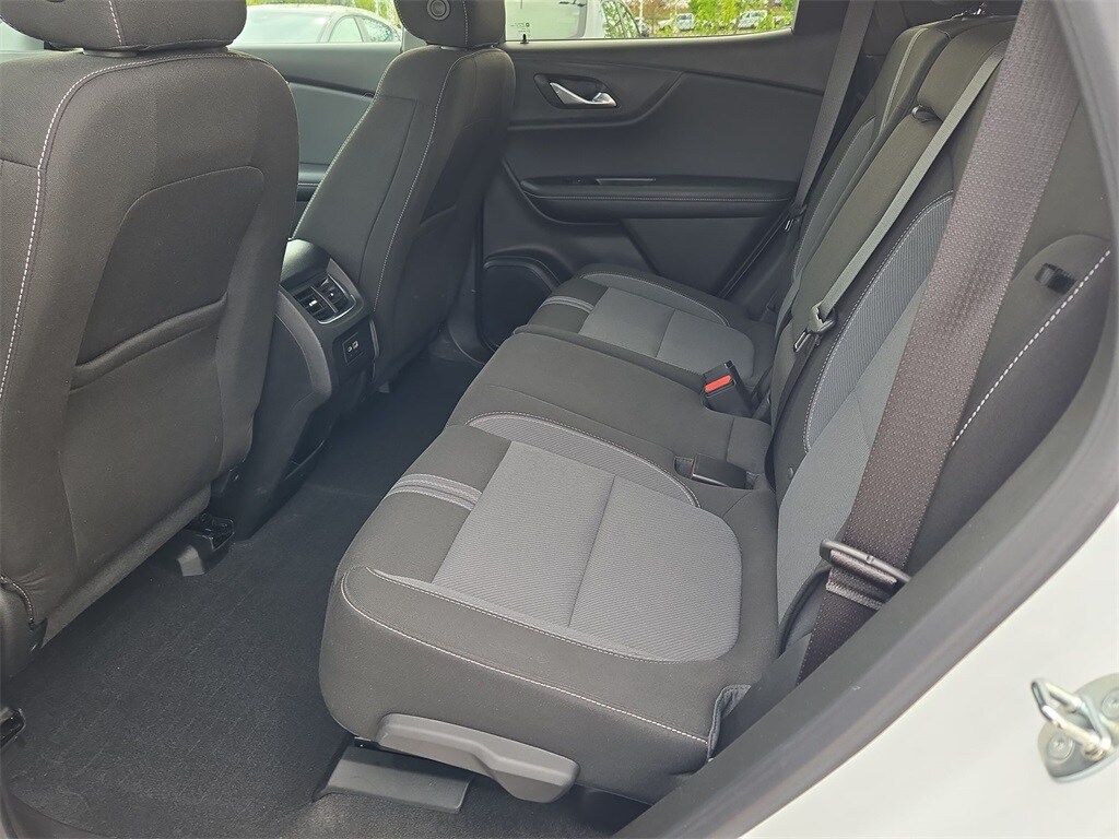 2023 CHEVROLET BLAZER - Image 24