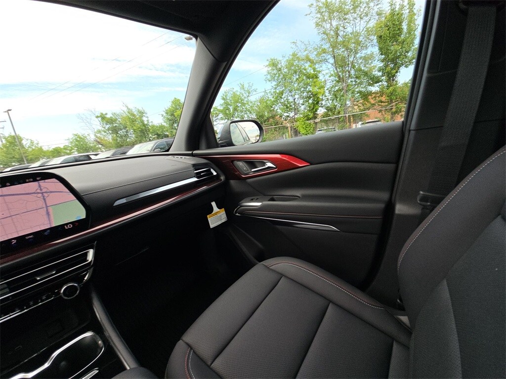 2025 Chevrolet Traverse Z71 - Photo 11