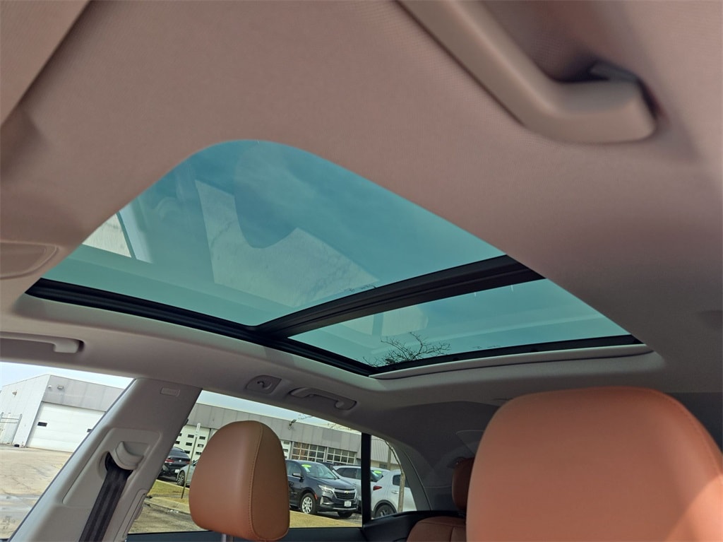 2023 AUDI Q8 - Image 25