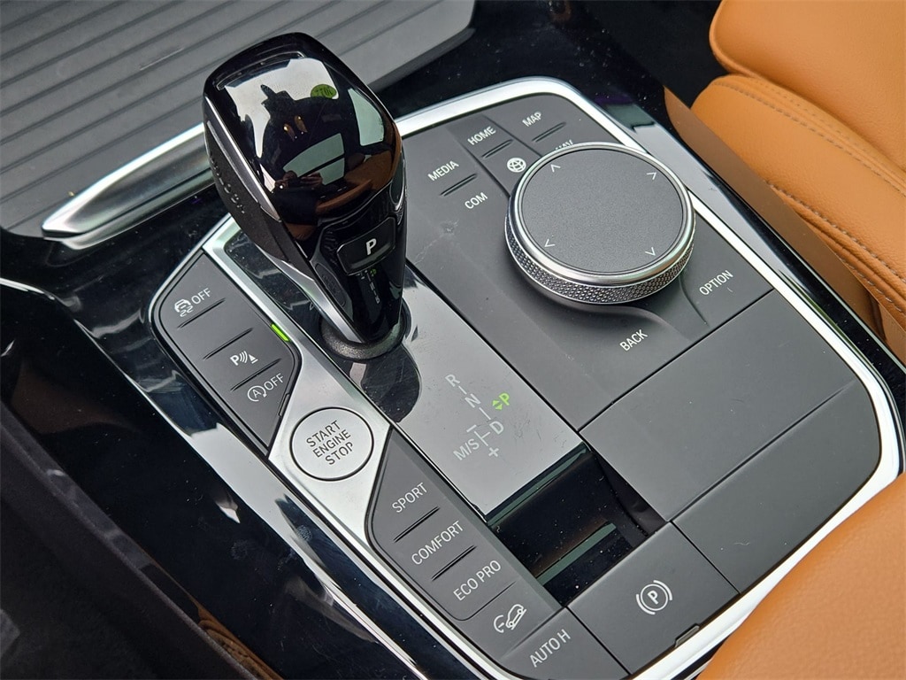 2022 BMW X3 - Image 16