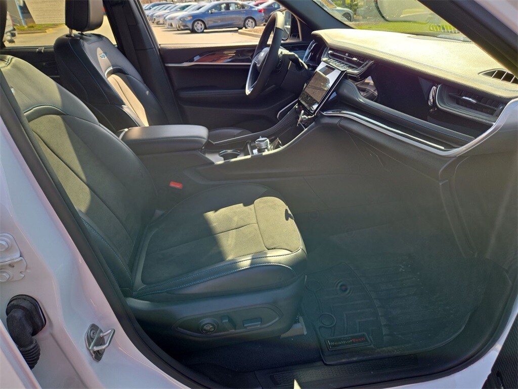 2024 JEEP GRAND CHEROKEE - Image 28