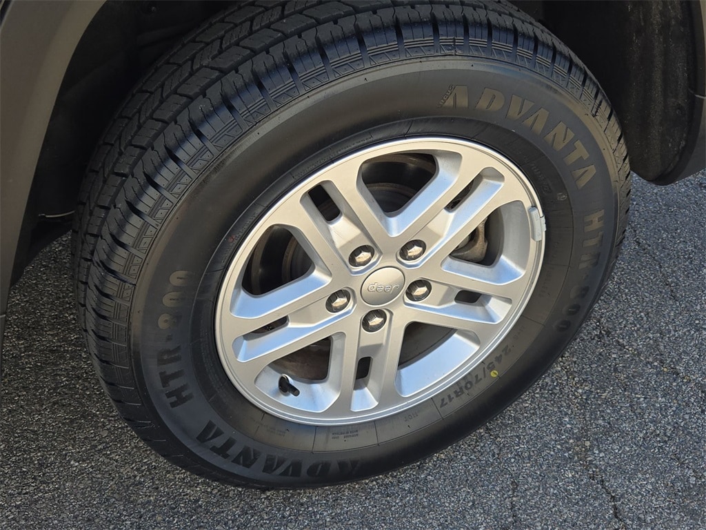 2022 JEEP GRAND CHEROKEE - Image 38