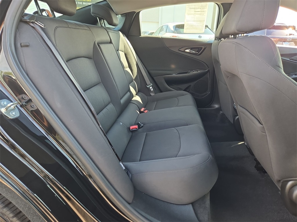 2023 CHEVROLET MALIBU - Image 32