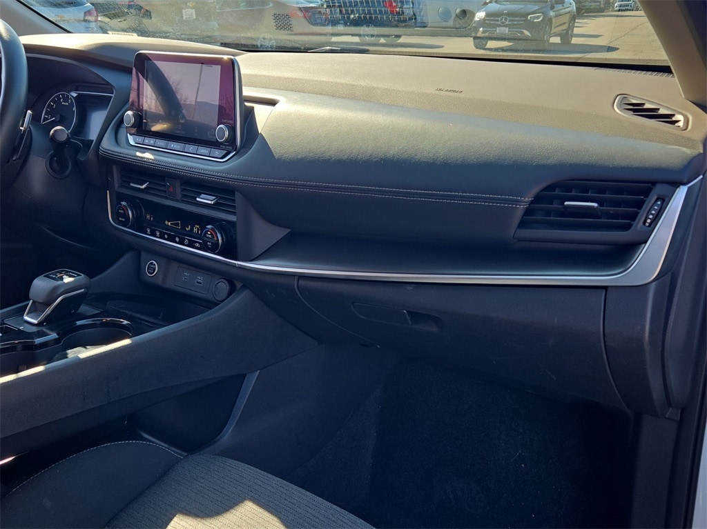 2023 NISSAN ROGUE - Image 27