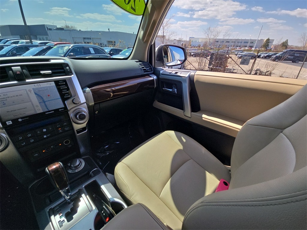 2023 TOYOTA 4RUNNER - Image 11