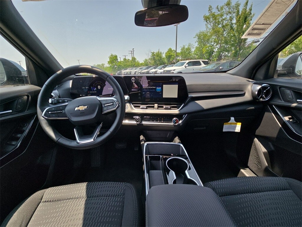 2025 Chevrolet Equinox LT - Photo 10