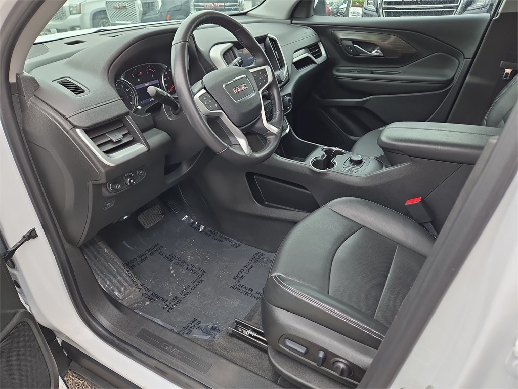 2022 GMC TERRAIN - Image 19