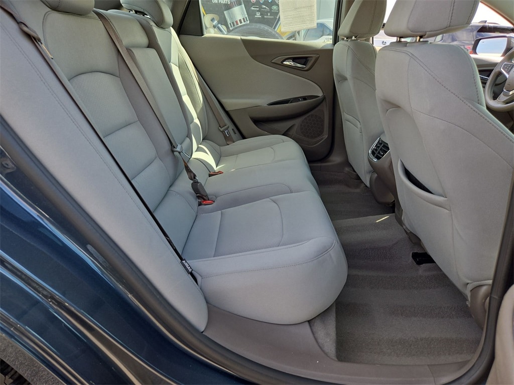 2021 CHEVROLET MALIBU - Image 31