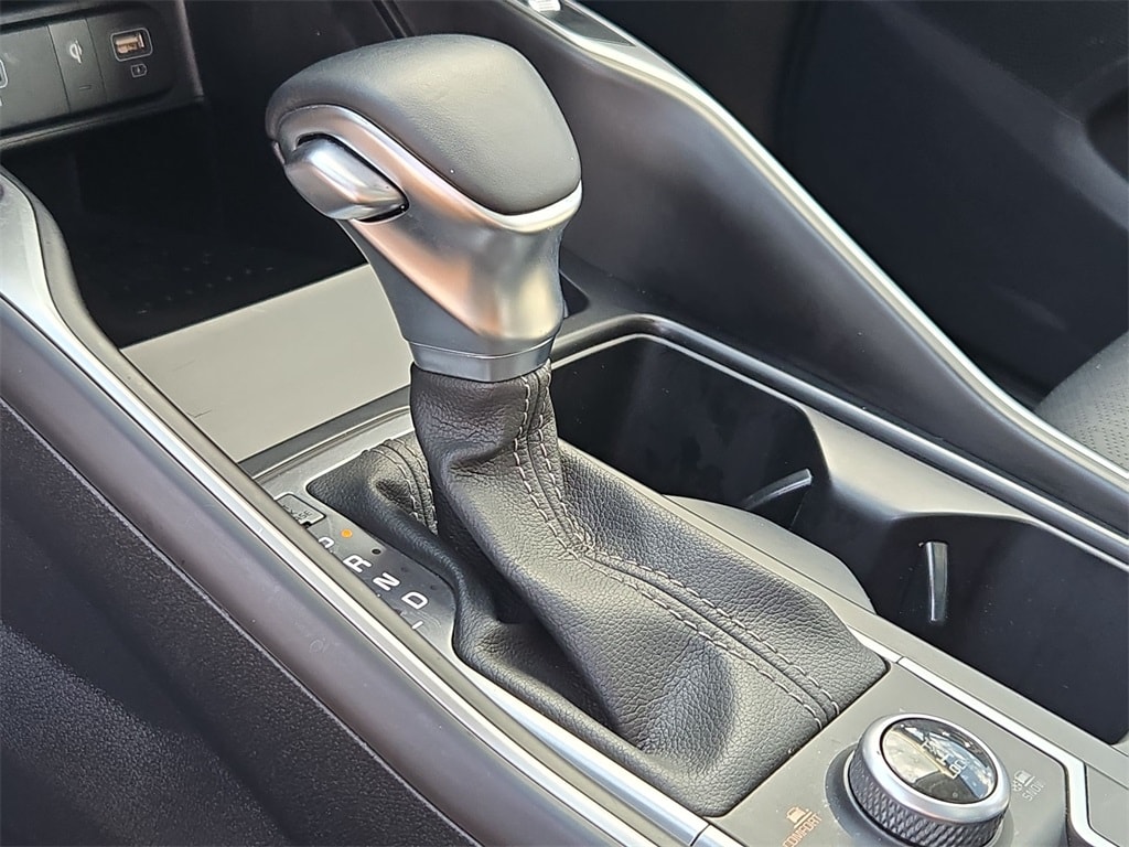 2022 KIA SORENTO - Image 22