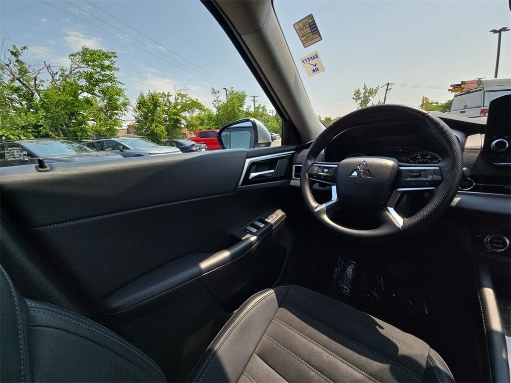 2024 MITSUBISHI OUTLANDER - Image 15