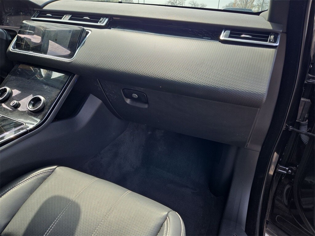 2023 LAND ROVER RANGE ROVER VELAR - Image 30